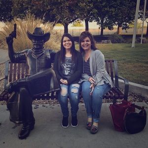 Meet your Posher, Amy